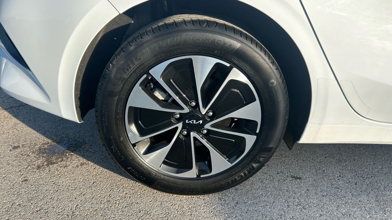 Kia Ceed 1.0 T-GDI 74KW DRIVE 100 5P