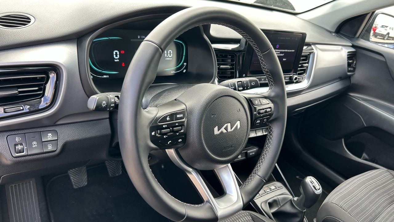 Kia Stonic 1.0 T-GDI MHEV IMT 74KW DRIVE 100 5P