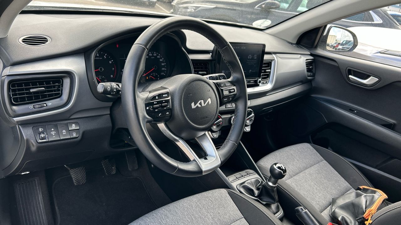 Kia Stonic 1.2 DPI CONCEPT 84 5P