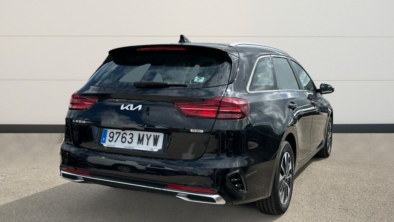 Kia Ceed 1.6 GDI PHEV EDRIVE TOURER 141 5P