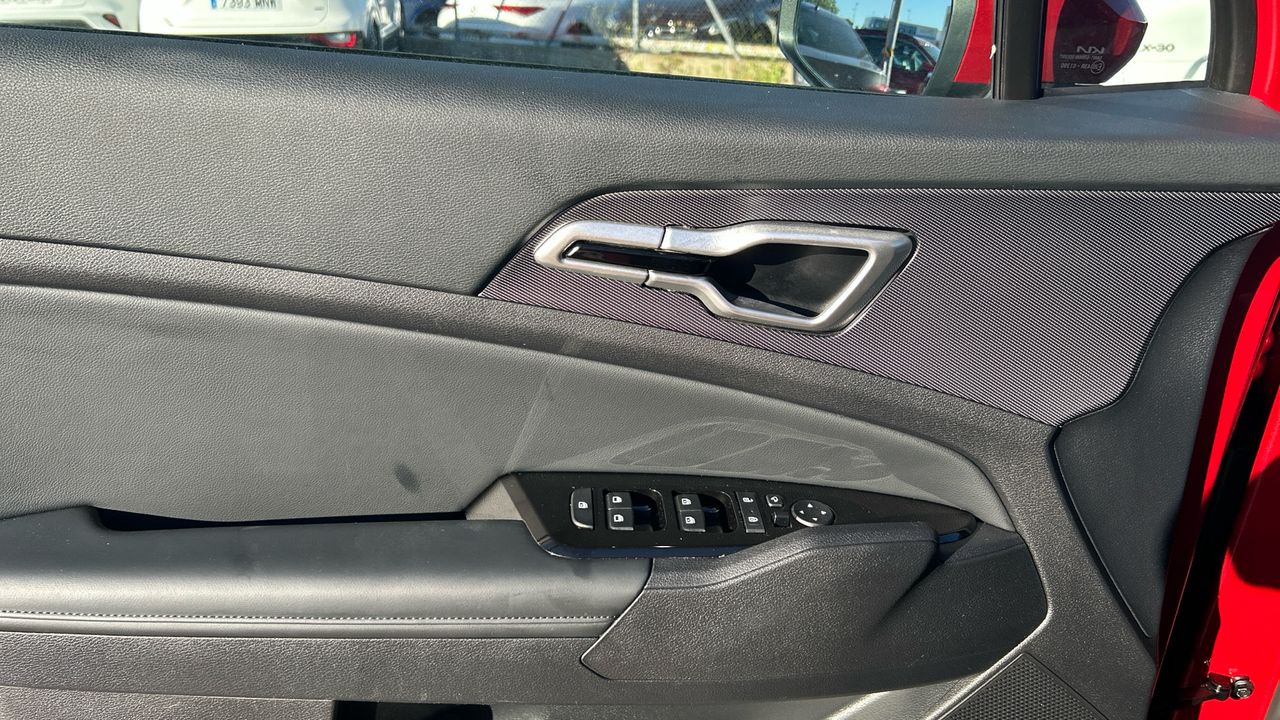 Kia Sportage 1.6 T-GDI HEV TECH 4WD AUTO 215 5P