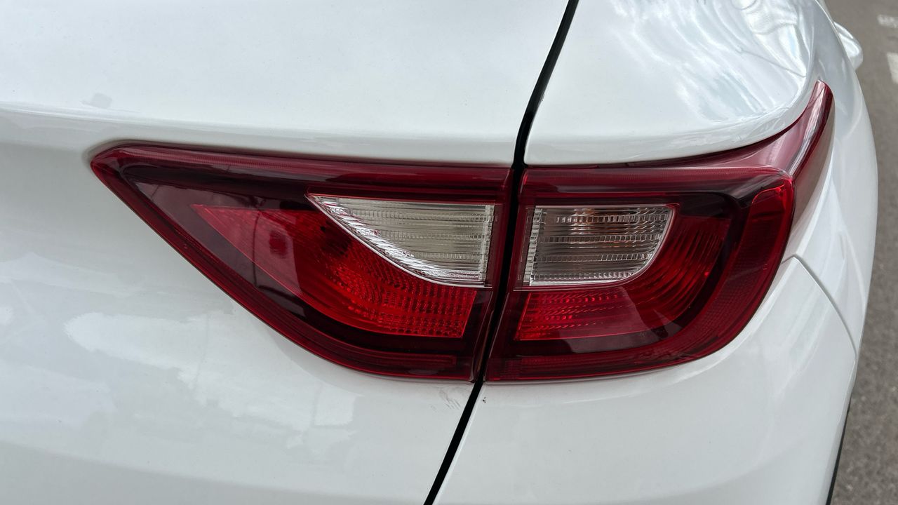 Kia Stonic 1.0 T-GDI MHEV IMT 74KW DRIVE 100 5P