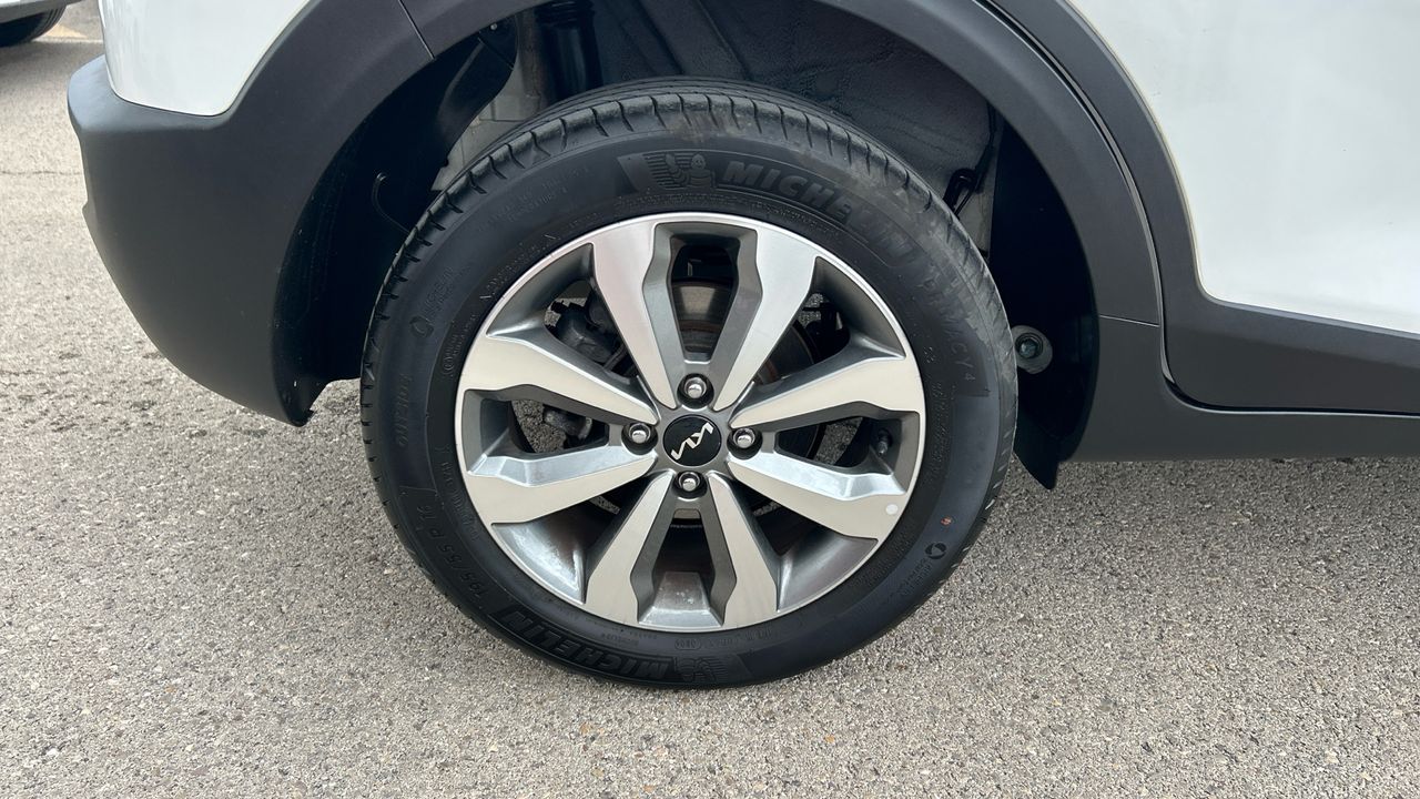 Kia Stonic 1.0 T-GDI MHEV IMT 74KW DRIVE 100 5P