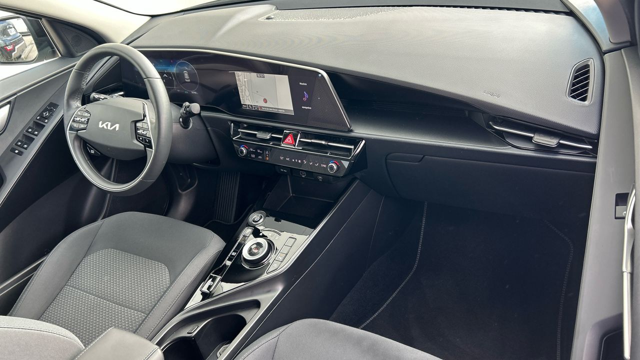 Kia Niro BEV 65KWH 150KW E-NIRO CONCEPT 204 5P