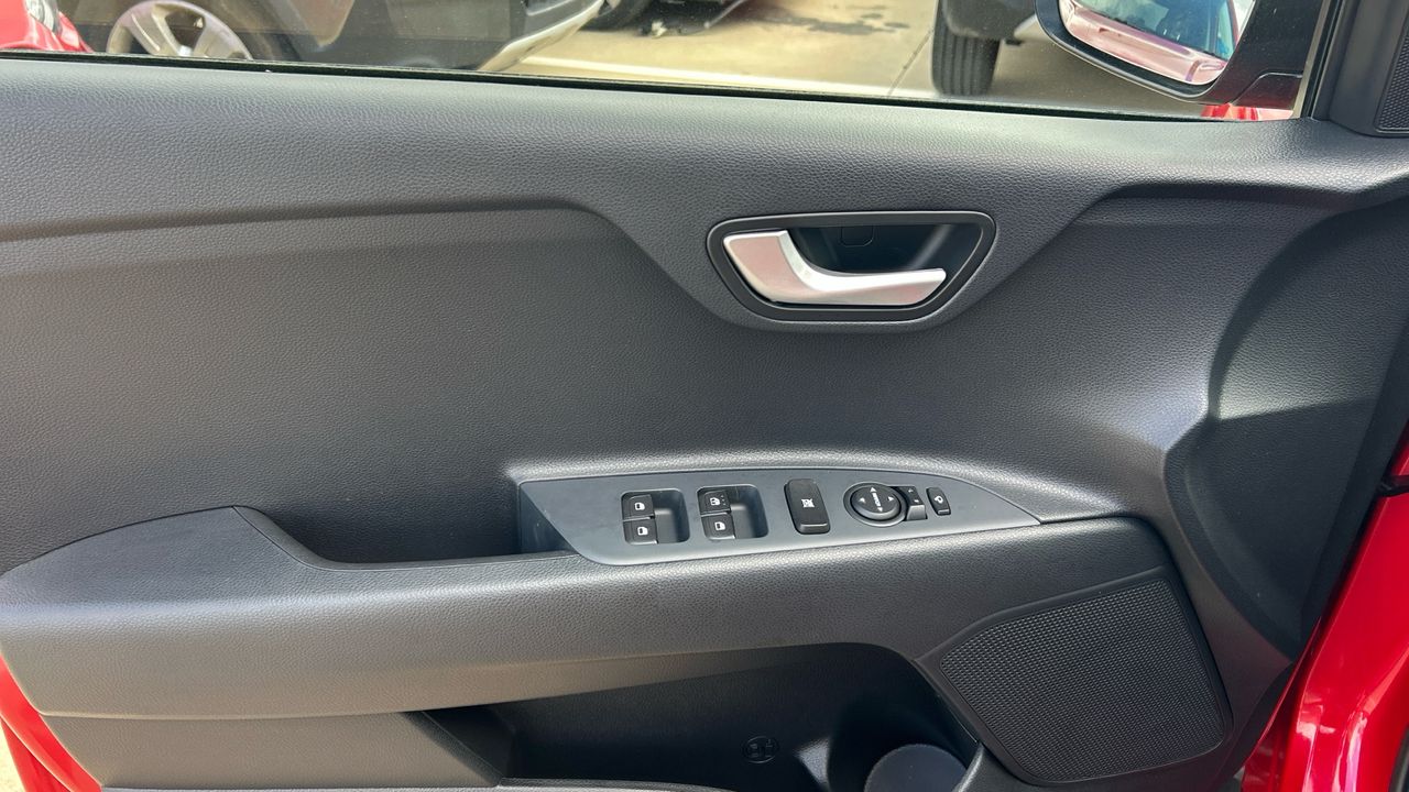 Kia Stonic 1.0 T-GDI MHEV IMT 74KW BUSINESS 100 5P