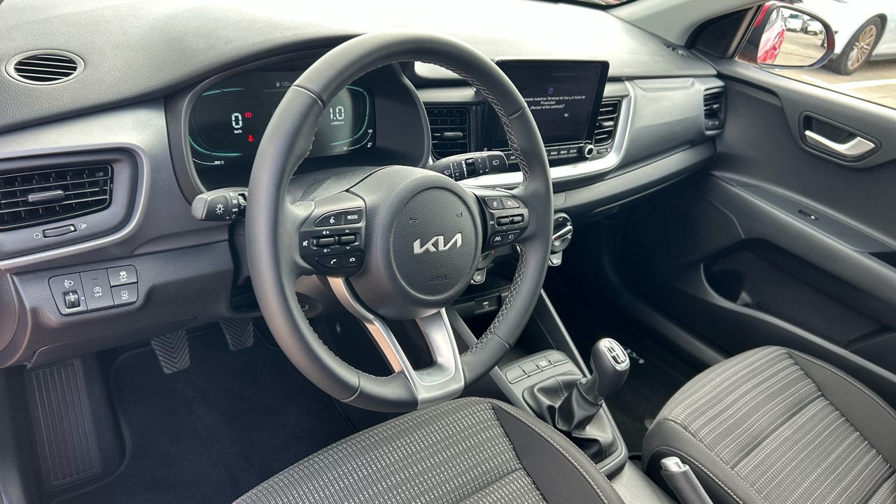 Kia Stonic 1.0 T-GDI MHEV IMT 74KW BUSINESS 100 5P