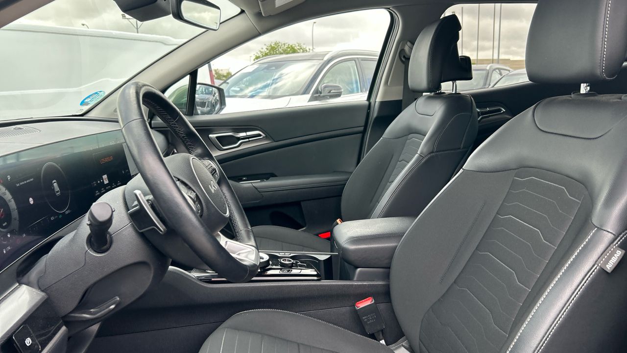 Kia Sportage 1.6 T-GDI HEV TECH AUTO 215 5P