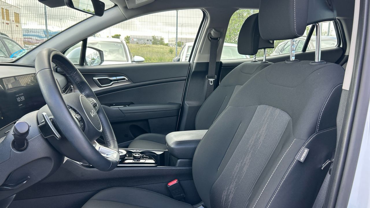 Kia Sportage 1.6 T-GDI HEV DRIVE AUTO 230 5P