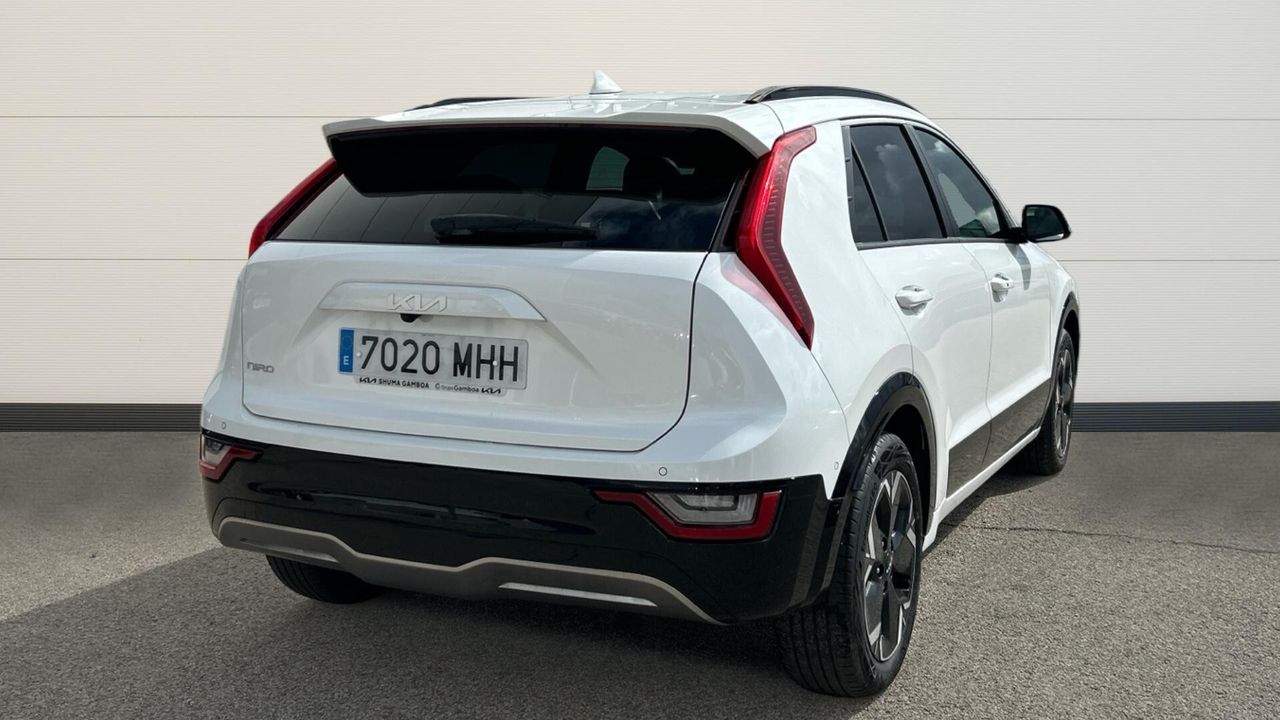 Kia Niro BEV 65KWH 150KW E-NIRO EMOTION 204 5P