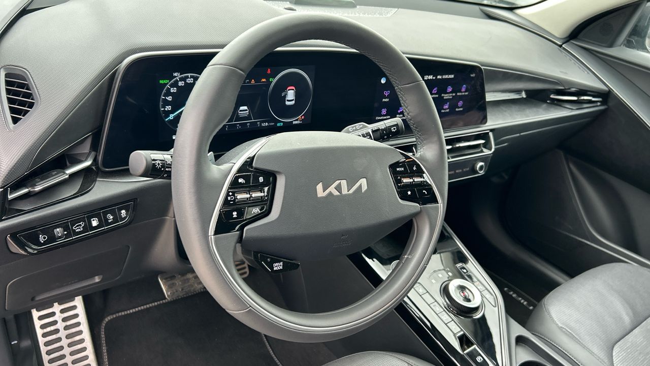 Kia Niro 1.6 GDI PHEV EMOTION 171 5P