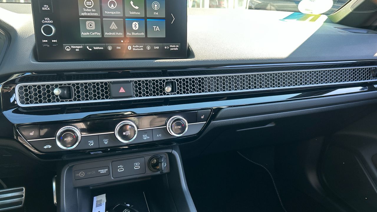 Honda Civic 2.0 HEV SPORT CVT 184 5P