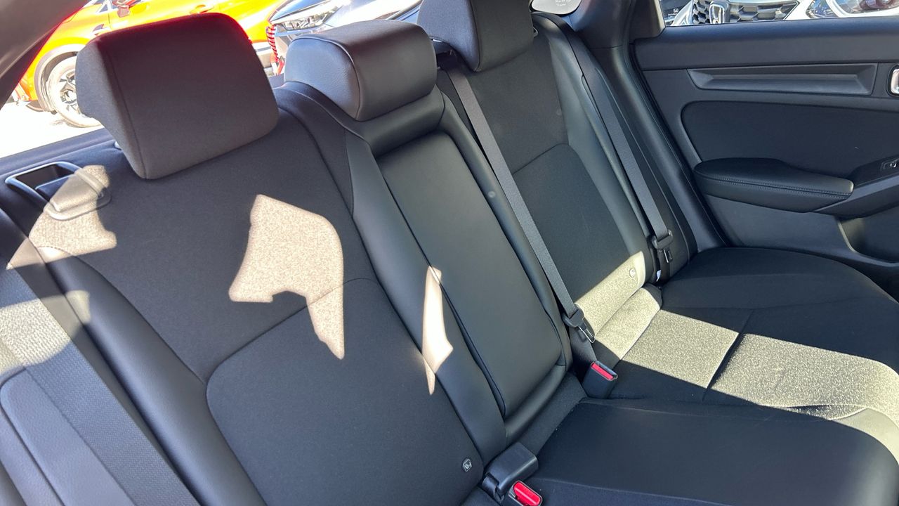 Honda Civic 2.0 HEV SPORT CVT 184 5P