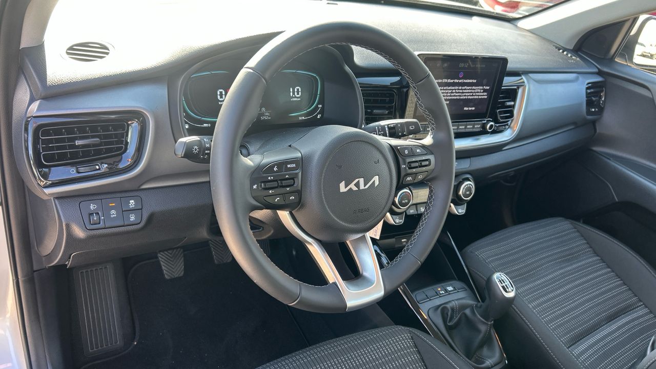 Kia Stonic 1.0 T-GDI MHEV IMT 74KW DRIVE 100 5P