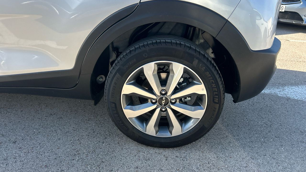 Kia Stonic 1.0 T-GDI MHEV IMT 74KW DRIVE 100 5P