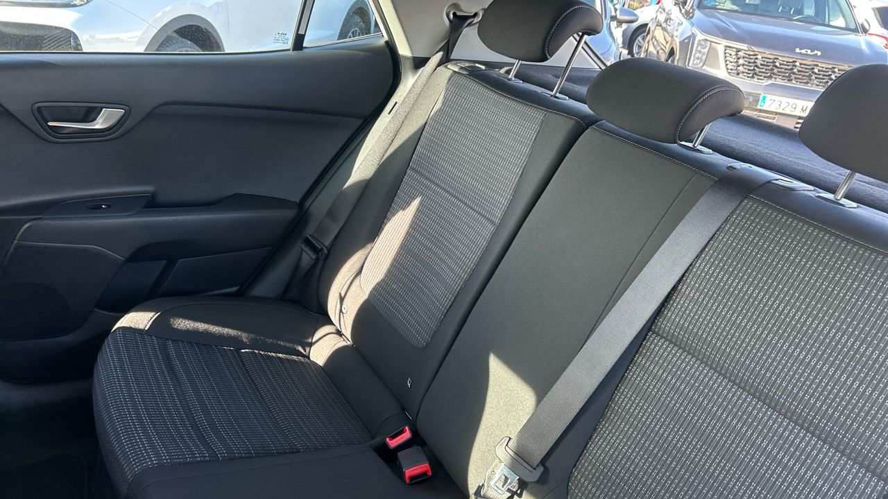 Kia Stonic 1.0 T-GDI MHEV IMT 74KW DRIVE 100 5P