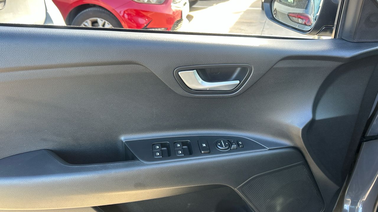Kia Stonic 1.0 T-GDI MHEV IMT 74KW DRIVE PLUS 100 5P