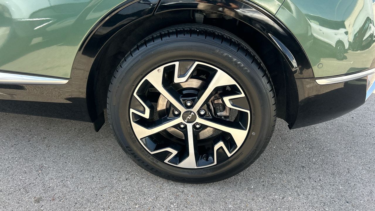 Kia Sportage 1.6 T-GDI HEV TECH AUTO 230 5P