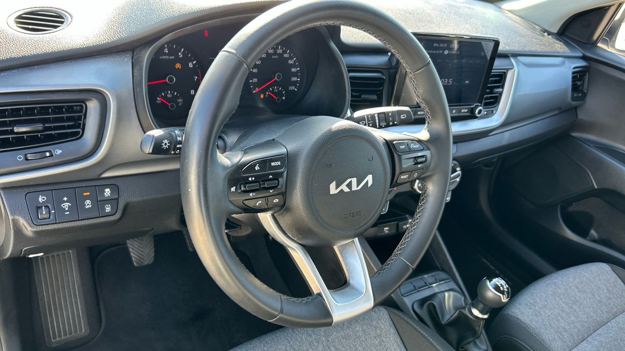 Kia Stonic 1.2 DPI CONCEPT 84 5P