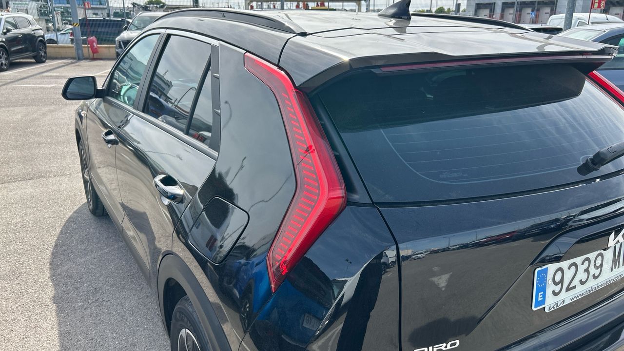 Kia Niro 1.6 GDI HEV CONCEPT 141 5P