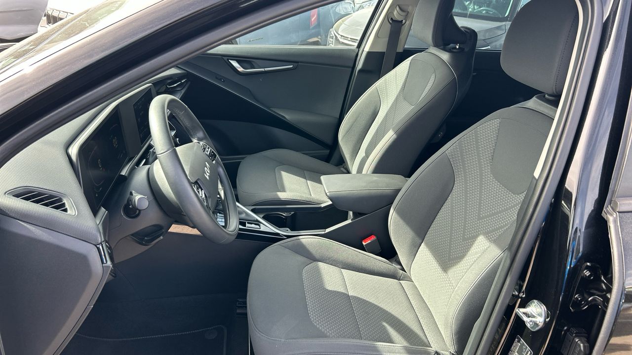 Kia Niro 1.6 GDI HEV CONCEPT 141 5P