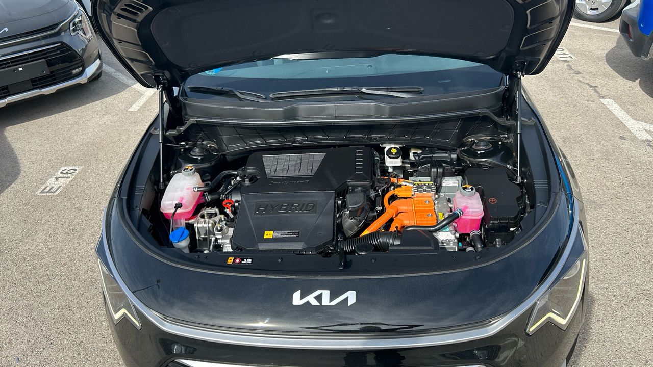 Kia Niro 1.6 GDI HEV CONCEPT 141 5P