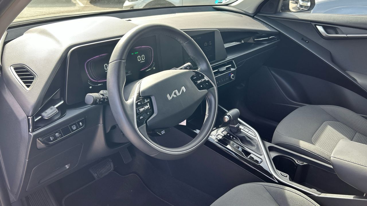 Kia Niro 1.6 GDI HEV CONCEPT 141 5P