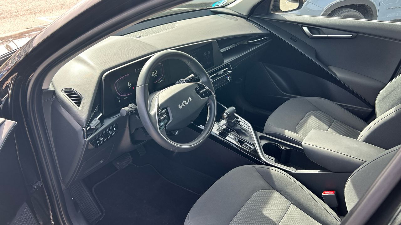 Kia Niro 1.6 GDI HEV CONCEPT 141 5P
