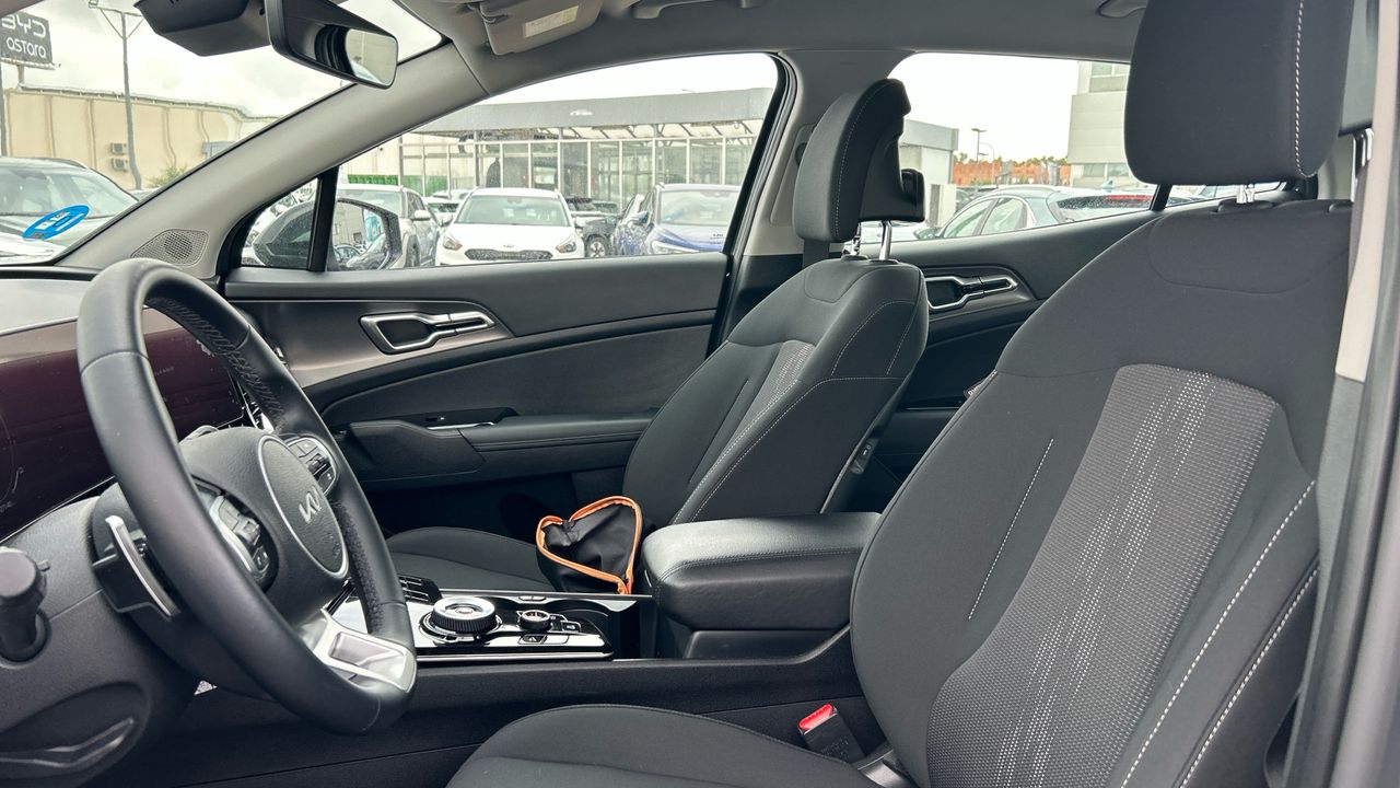 Kia Sportage 1.6 T-GDI PHEV DRIVE 4WD AUTO 265 5P
