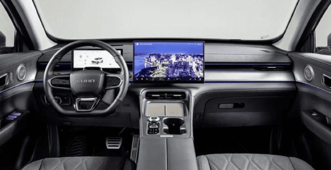 ebro s800 2025 / foto grande (3)