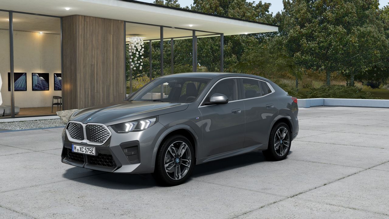 Mini 3 puertas negro  de segunda mano - bmw ix2 2024 /