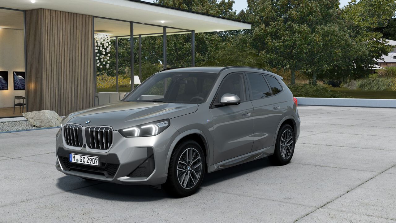 Mini 3 puertas negro  de segunda mano - bmw x1 2025 /