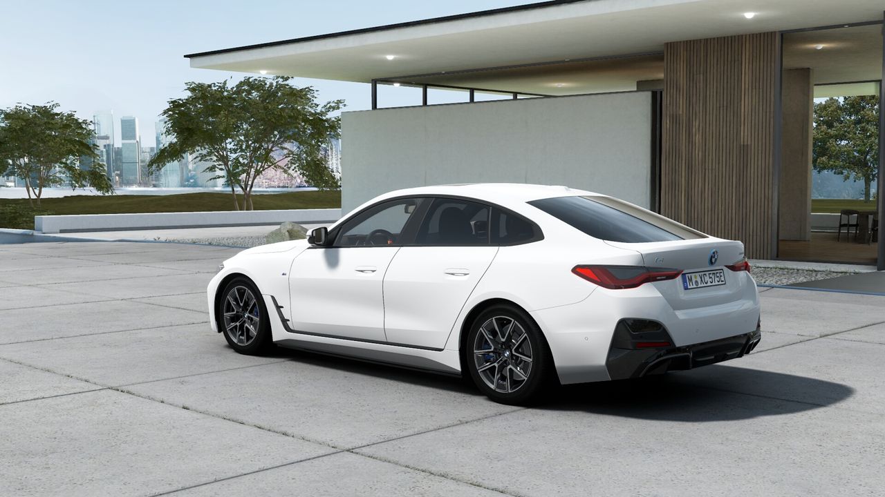 bmw i4 2025 / foto grande (3)