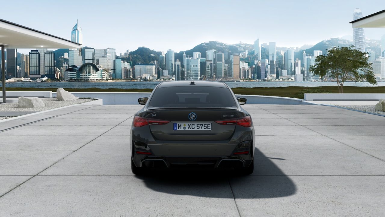 bmw i4 2025 / foto grande (3)