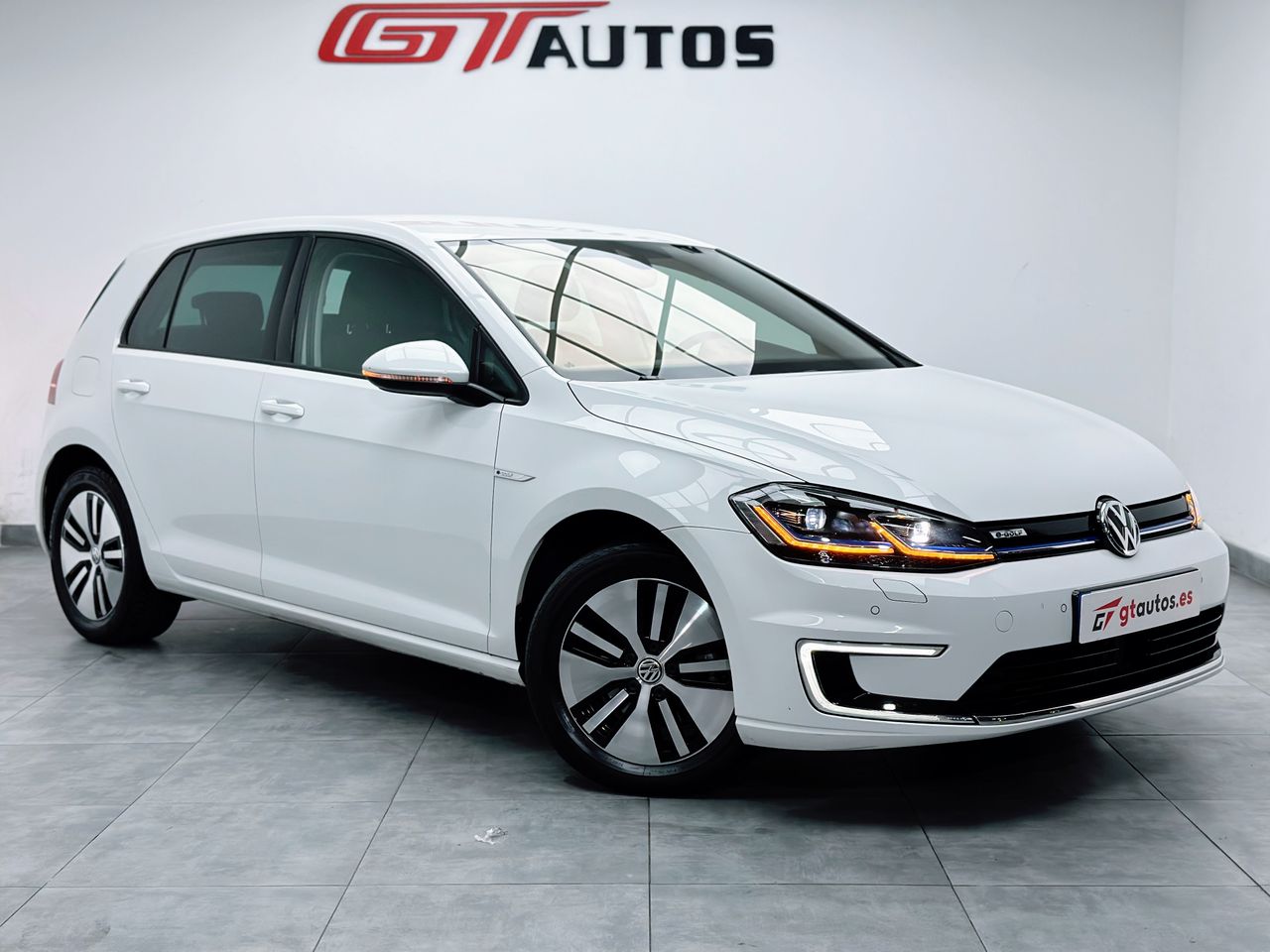 Foto volkswagen golf 2018 /