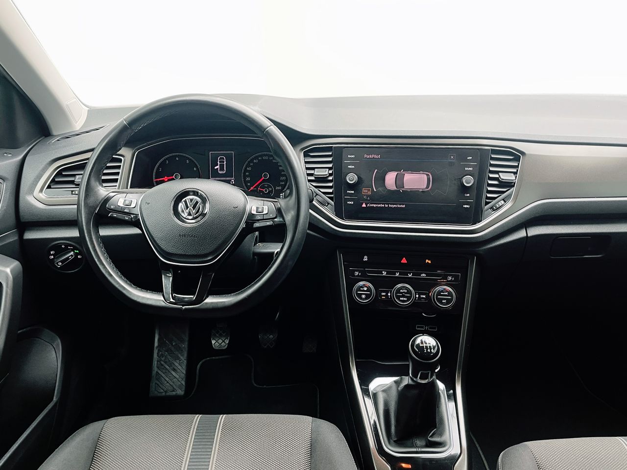 volkswagen t-roc 2018 / foto grande (3)