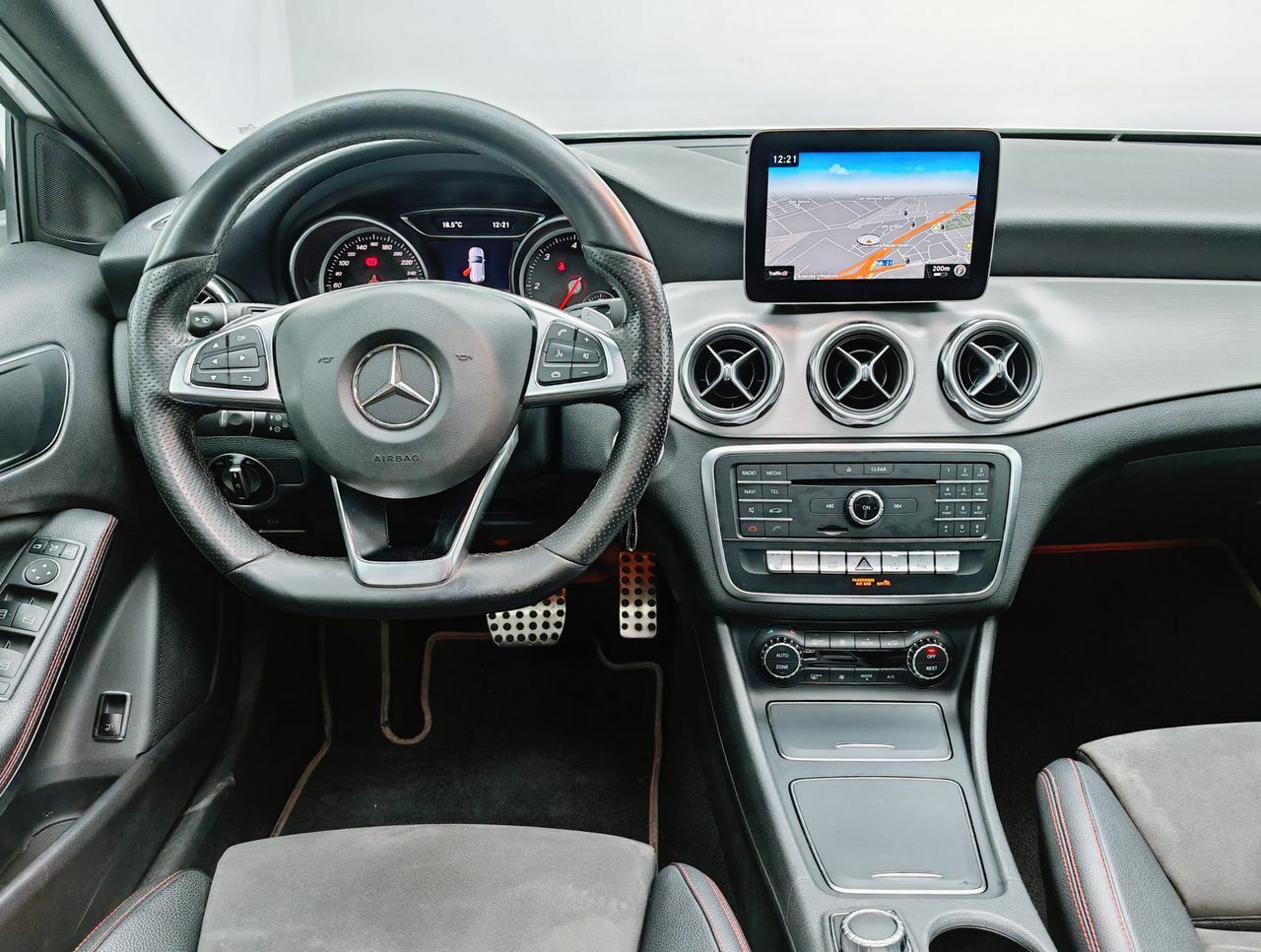 mercedes gla 2018 / foto grande (3)