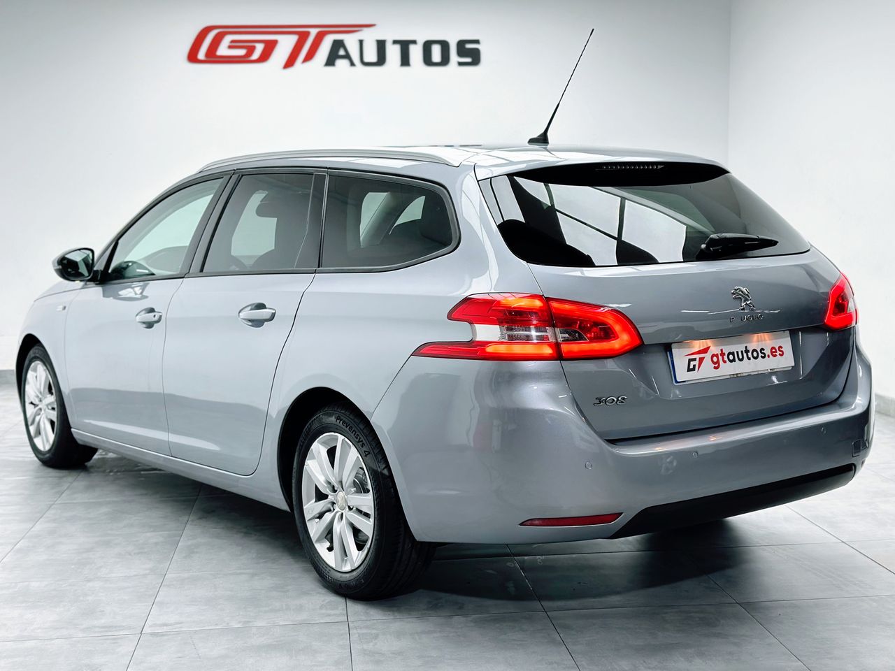 Coche peugeot 308 diesel  de segunda mano - peugeot 308 2016 /