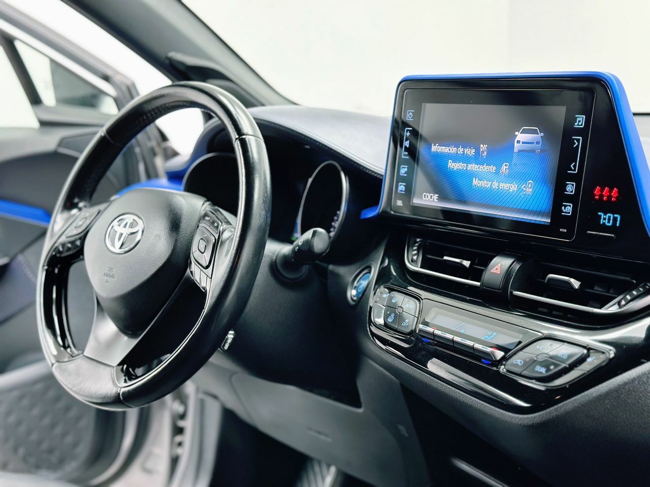 toyota c-hr 2017 / foto grande (2)