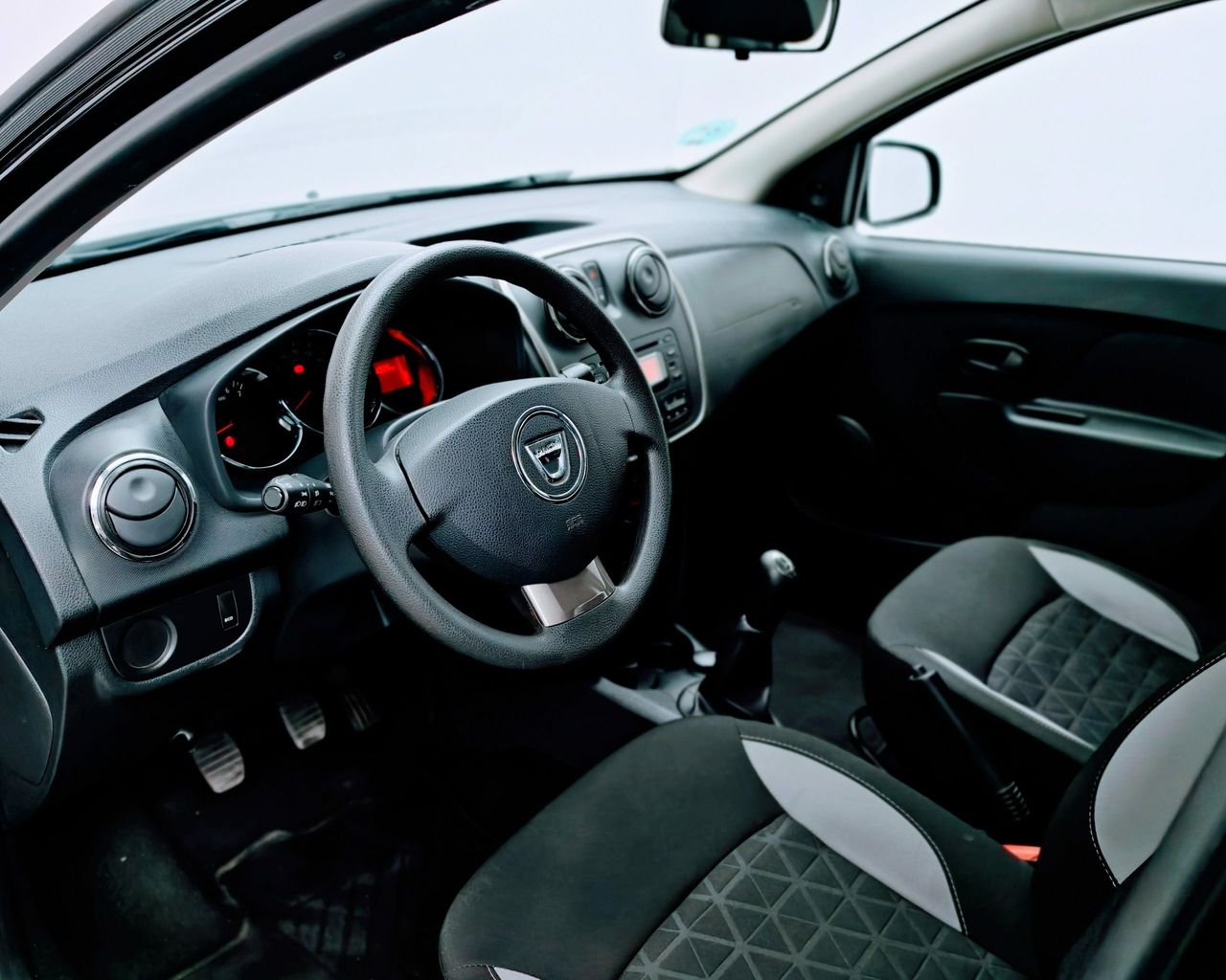 dacia sandero 2016 / foto grande (2)