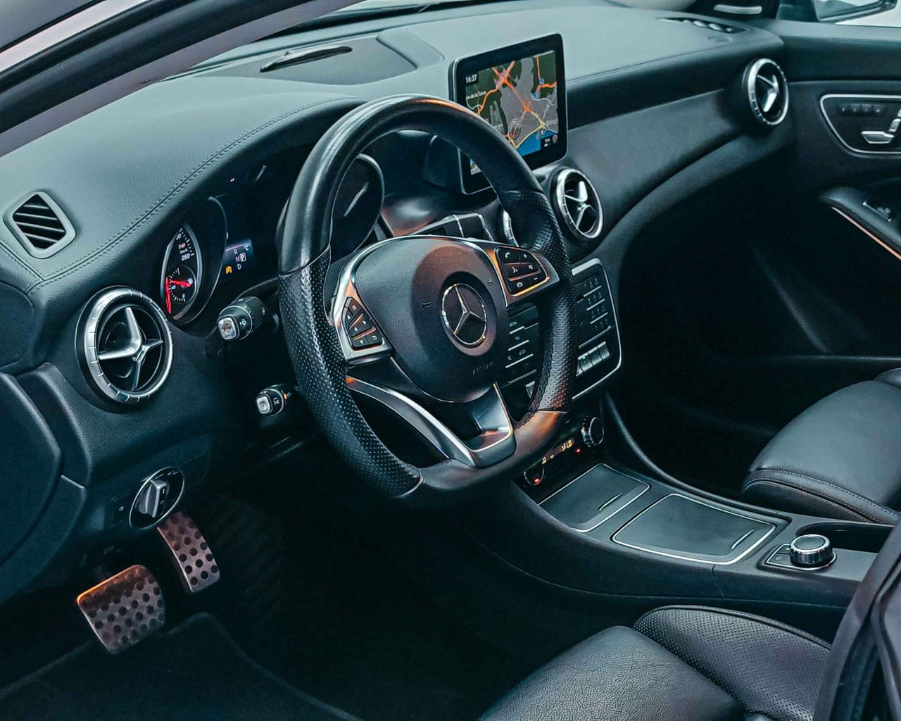 mercedes cla 2017 / foto grande (3)