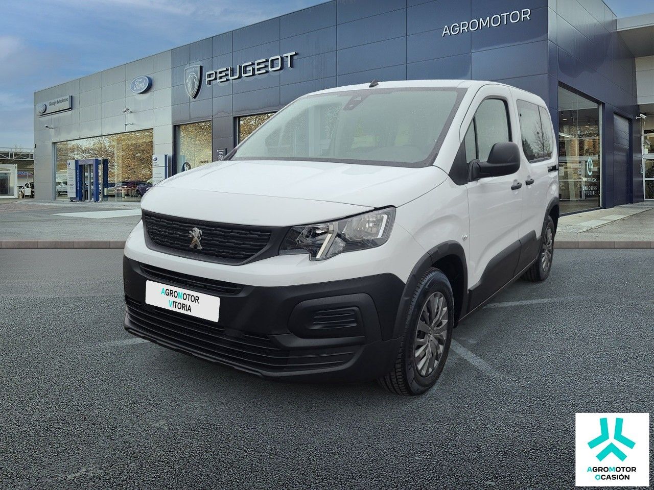 Foto peugeot rifter 2025 /