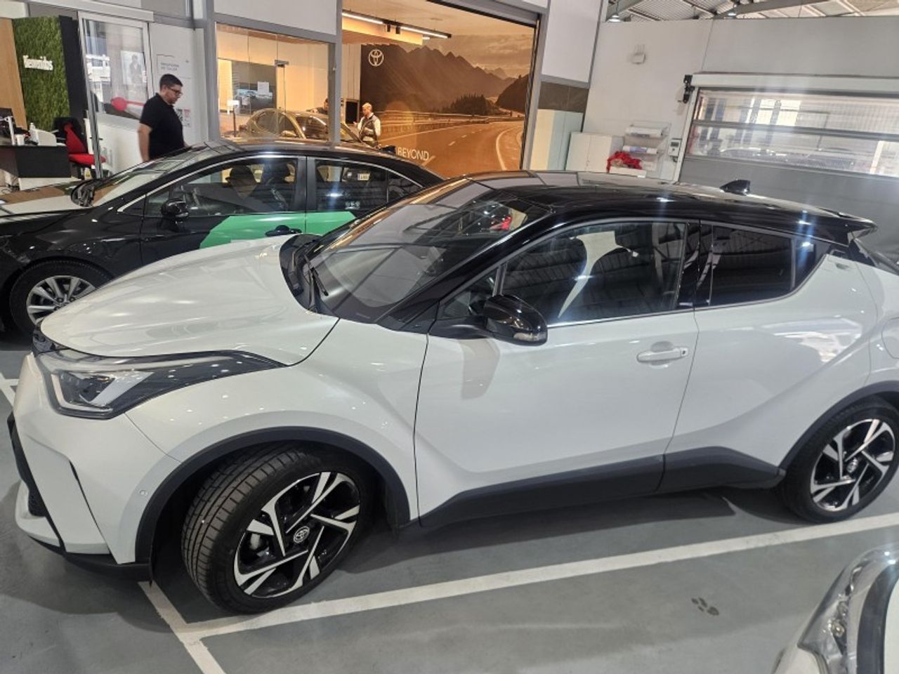 toyota c-hr 2022 / foto grande (2)