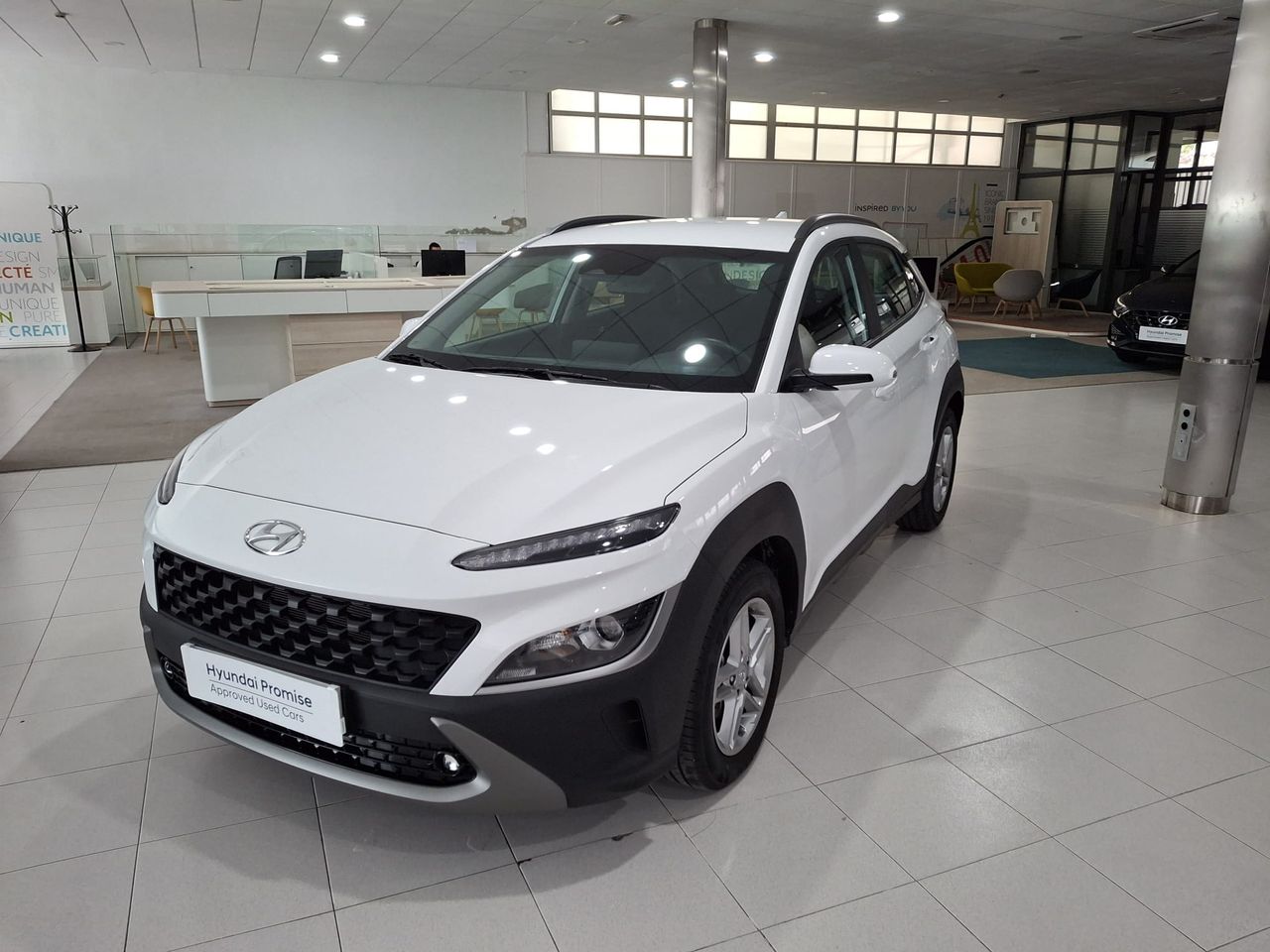 Hyundai kona 2024 color blanco  de segunda mano - hyundai kona 2023 /