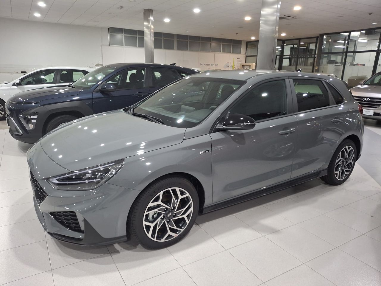 hyundai i30 2024 / foto grande (2)