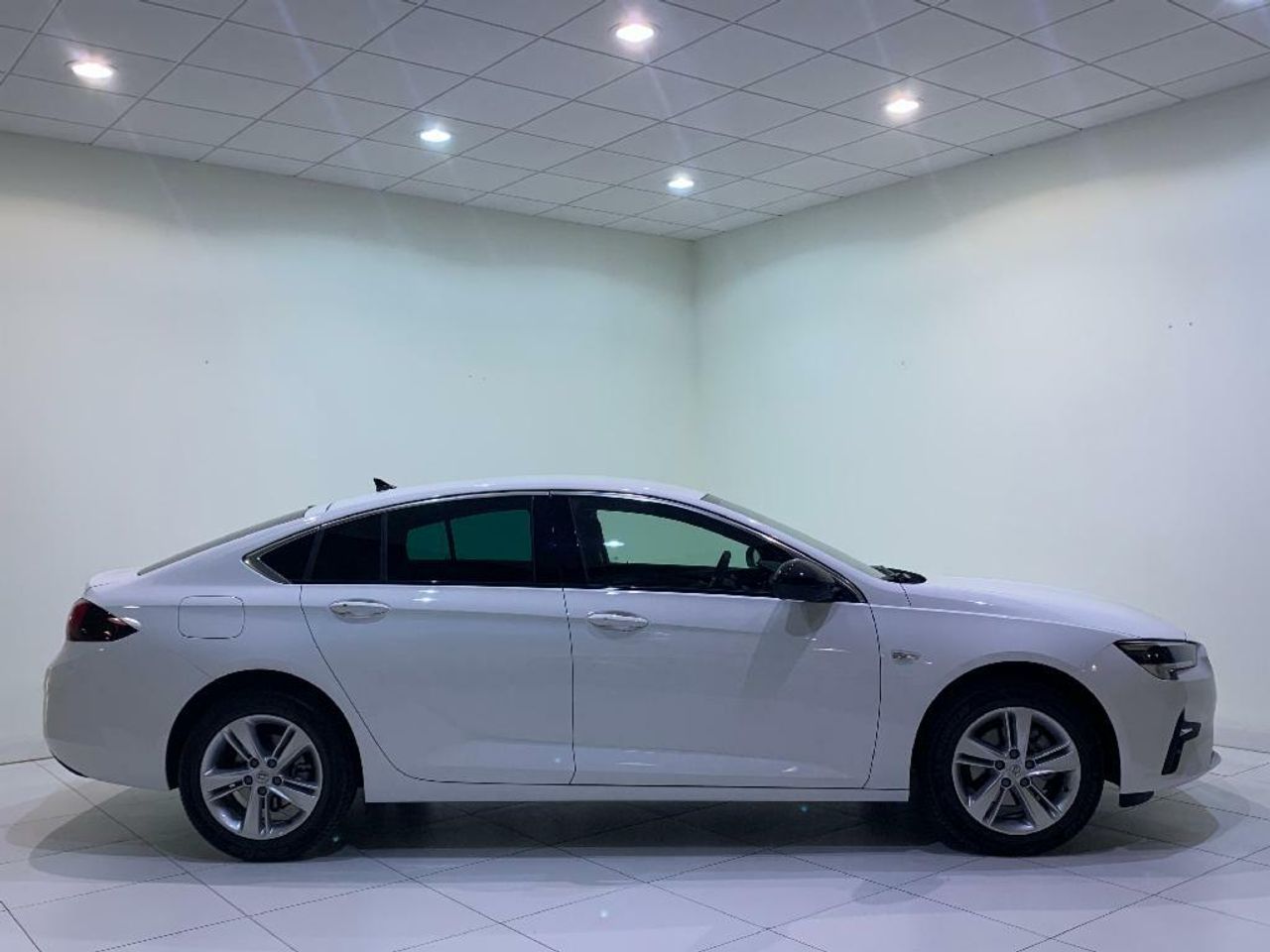 opel insignia  2022 / foto grande (3)