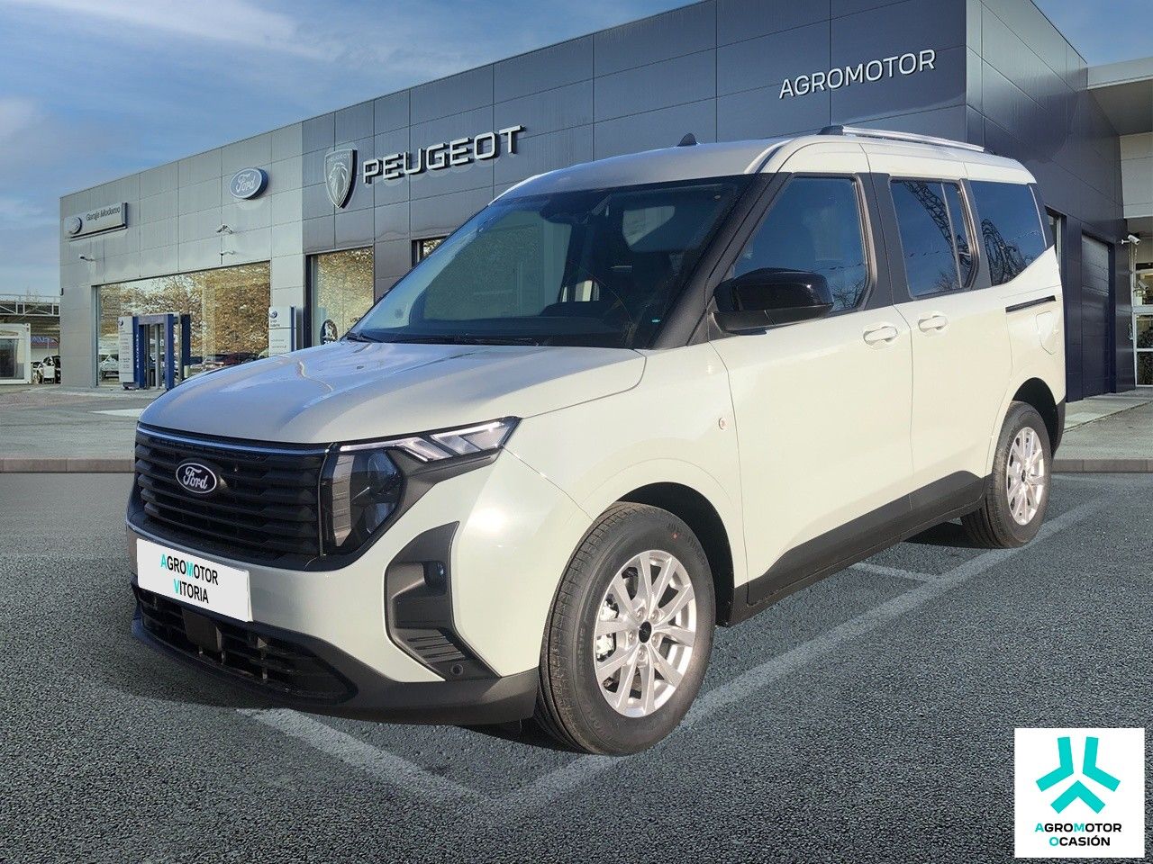 Foto ford tourneo courier 2025 /