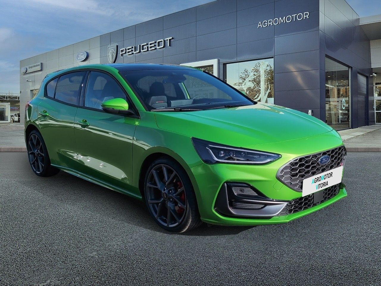 ford focus 2025 / foto grande (3)