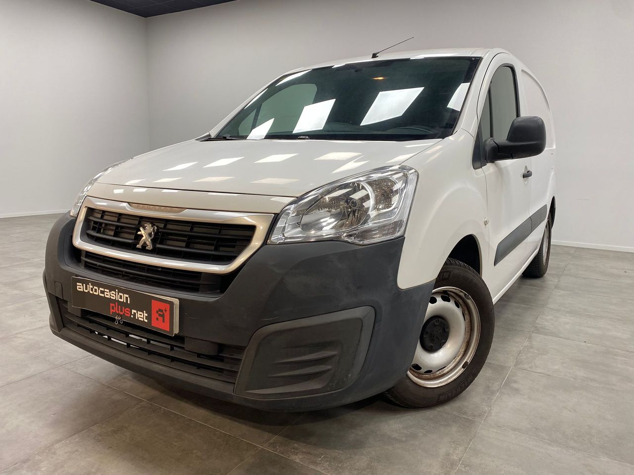 Vitrinas frio  de segunda mano - peugeot partner 2017 /