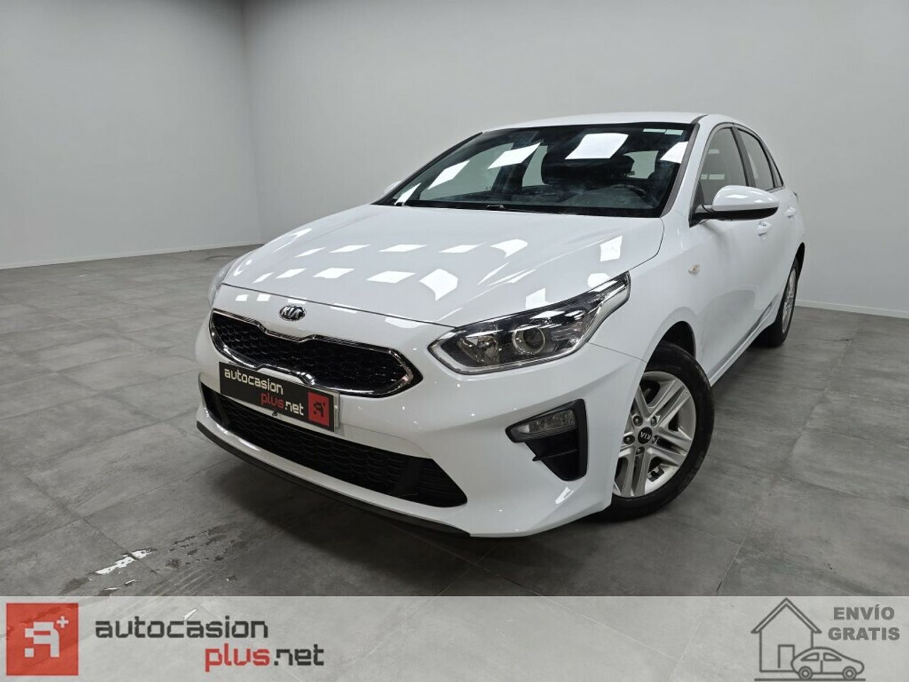 kia ceed 2021 /