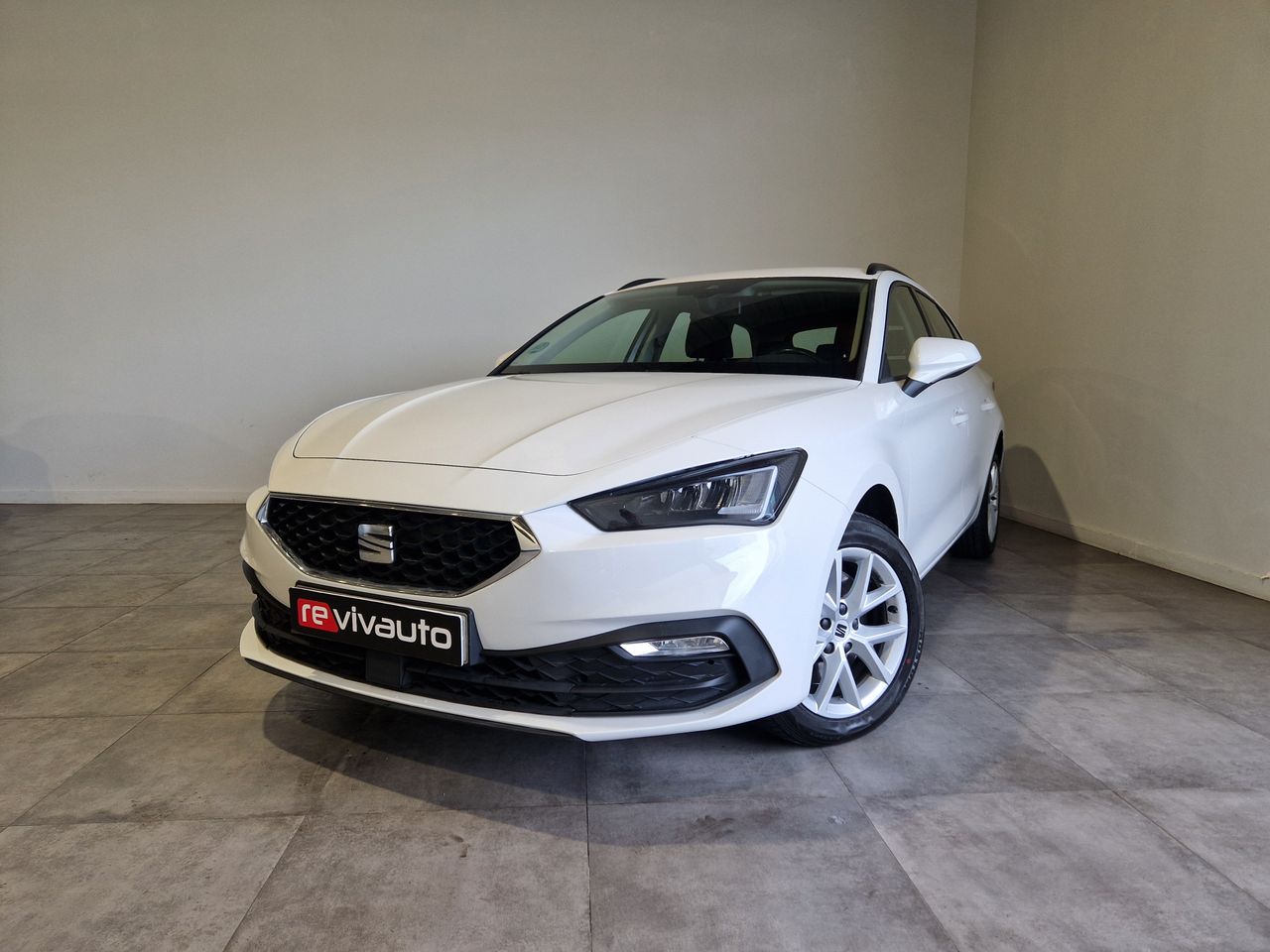 Seat ibiza blanco  de segunda mano - seat leon 2021 /